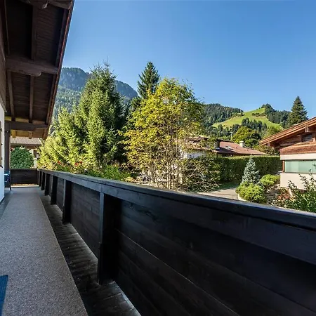Апартаменти Gipfelblick Residenz #2 *